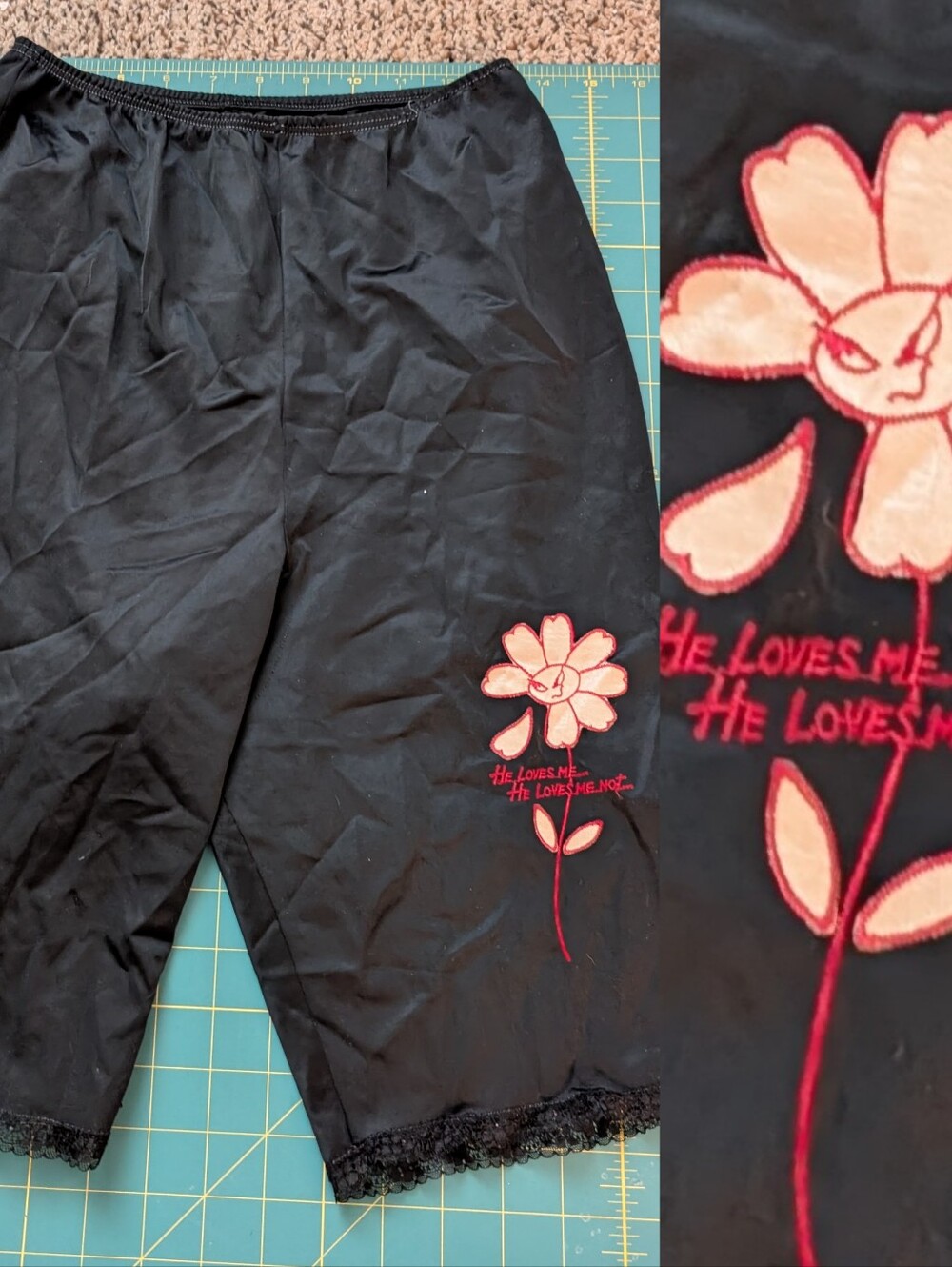 True Vintage Nylon Pettipants Bloomers 5 Daisy Applique